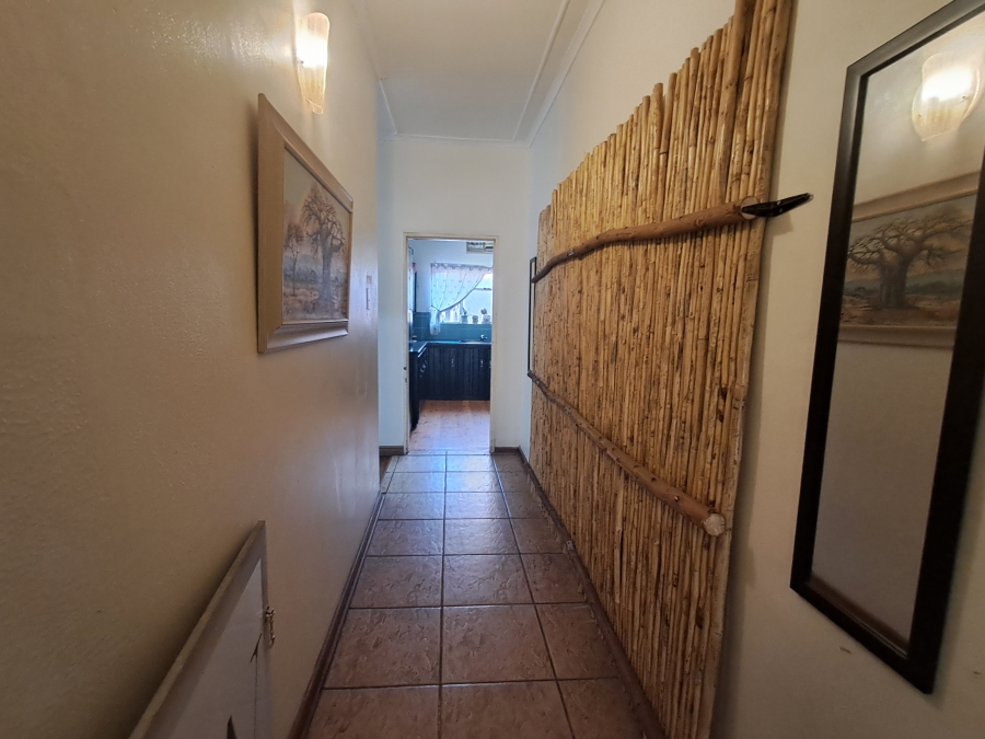 4 Bedroom Property for Sale in Van Riebeeck Hoogte Eastern Cape